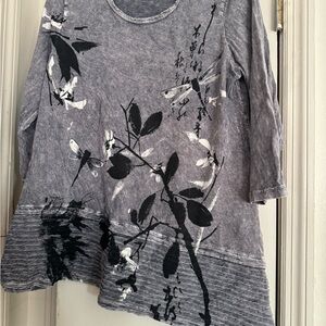 Women's Grey Floral Print Top